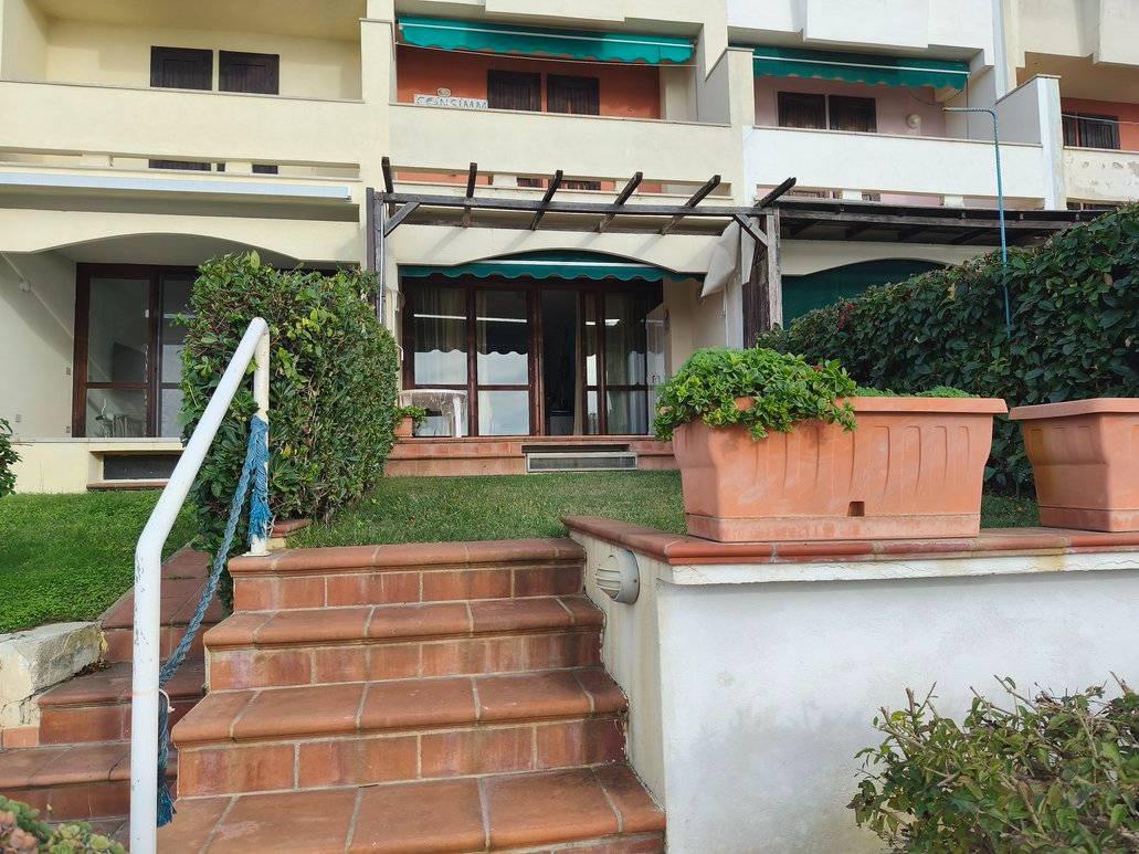 Villa con giardino a Cassano allo Ionio