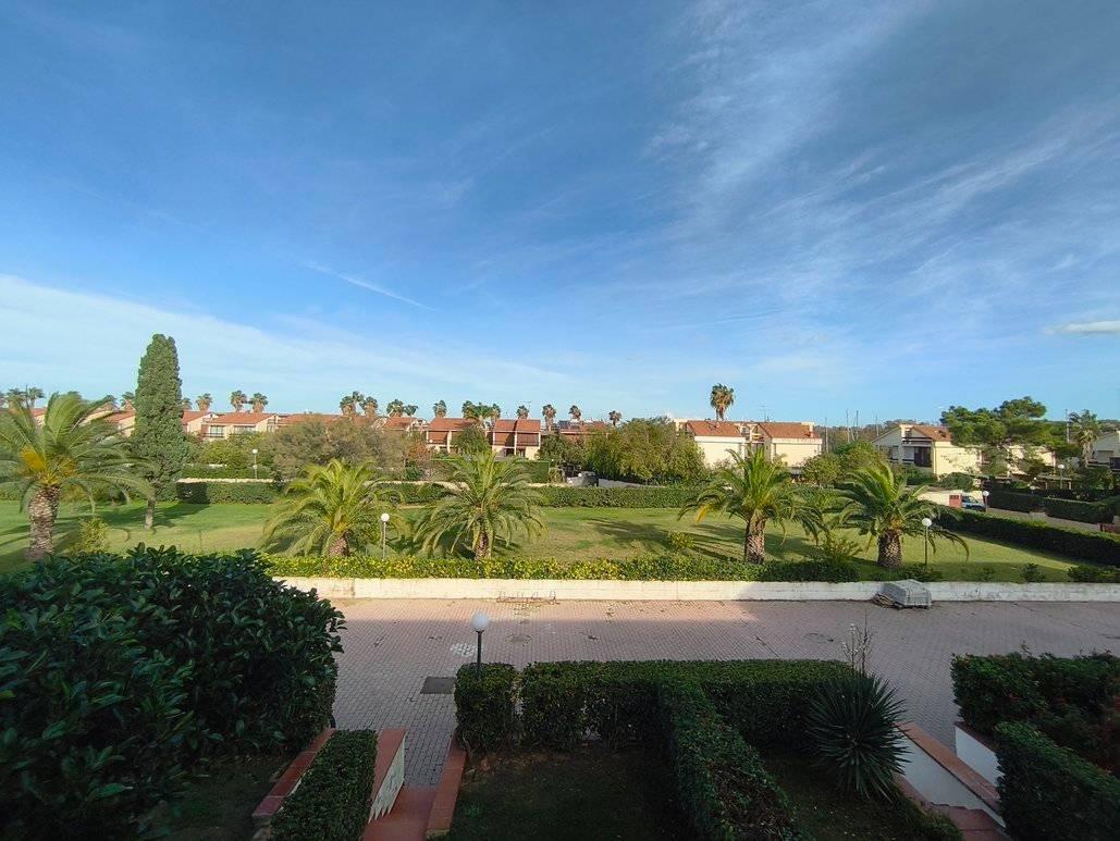 Villa con giardino a Cassano allo Ionio