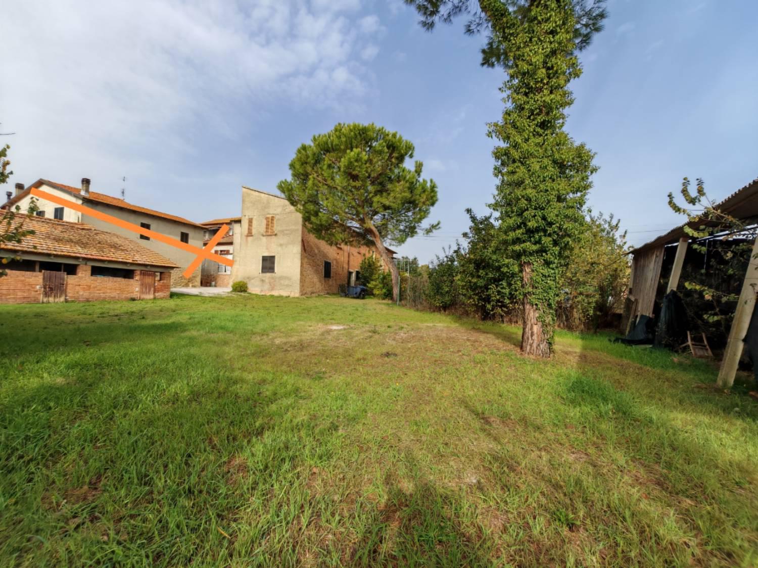 Quadrilocale con giardino a Foiano della Chiana