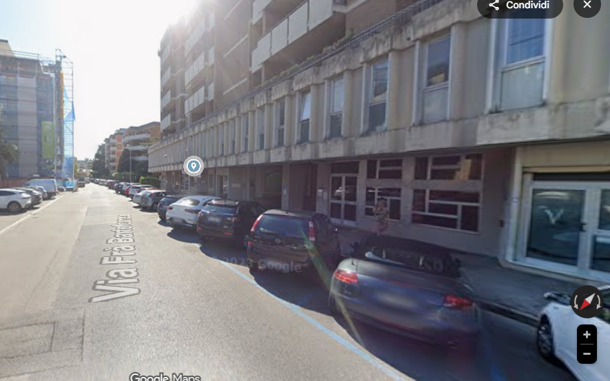 Locale commerciale in affitto a Prato