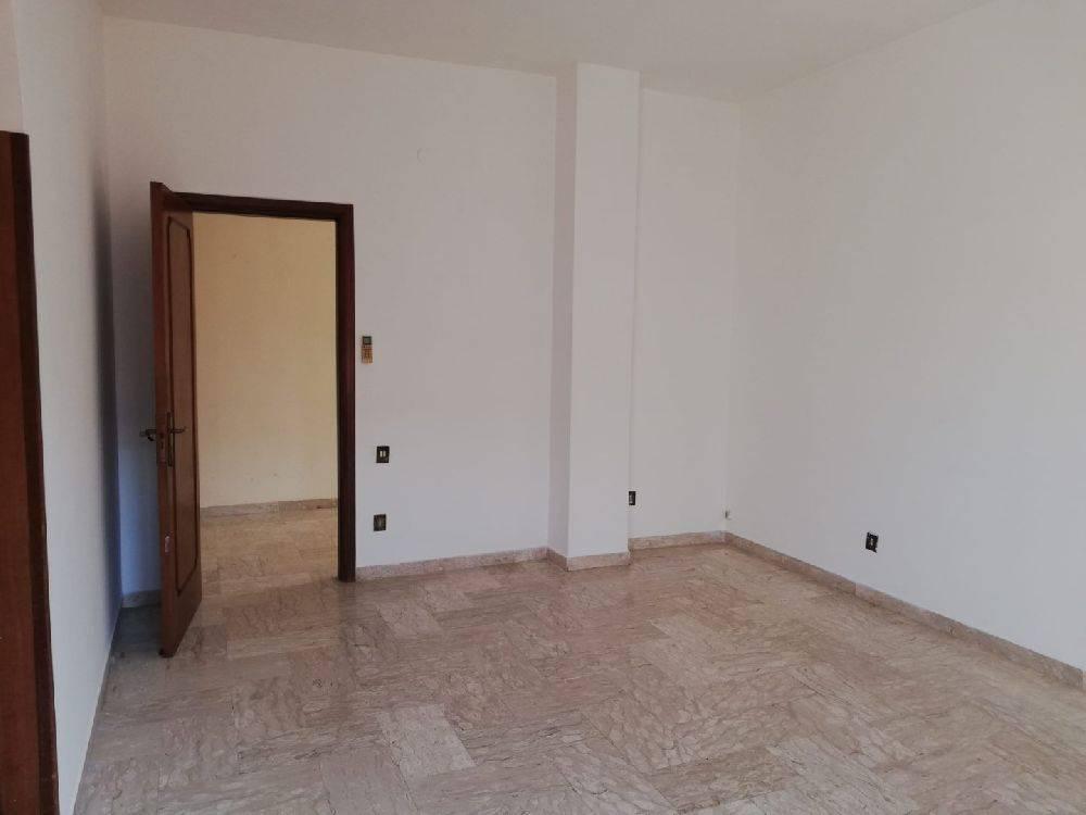 Quadrilocale in vendita a Taranto