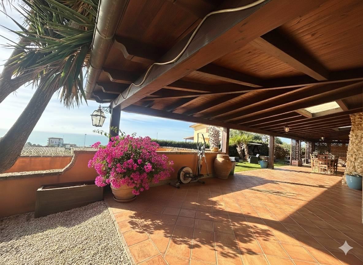 Villa con giardino a Porto Empedocle