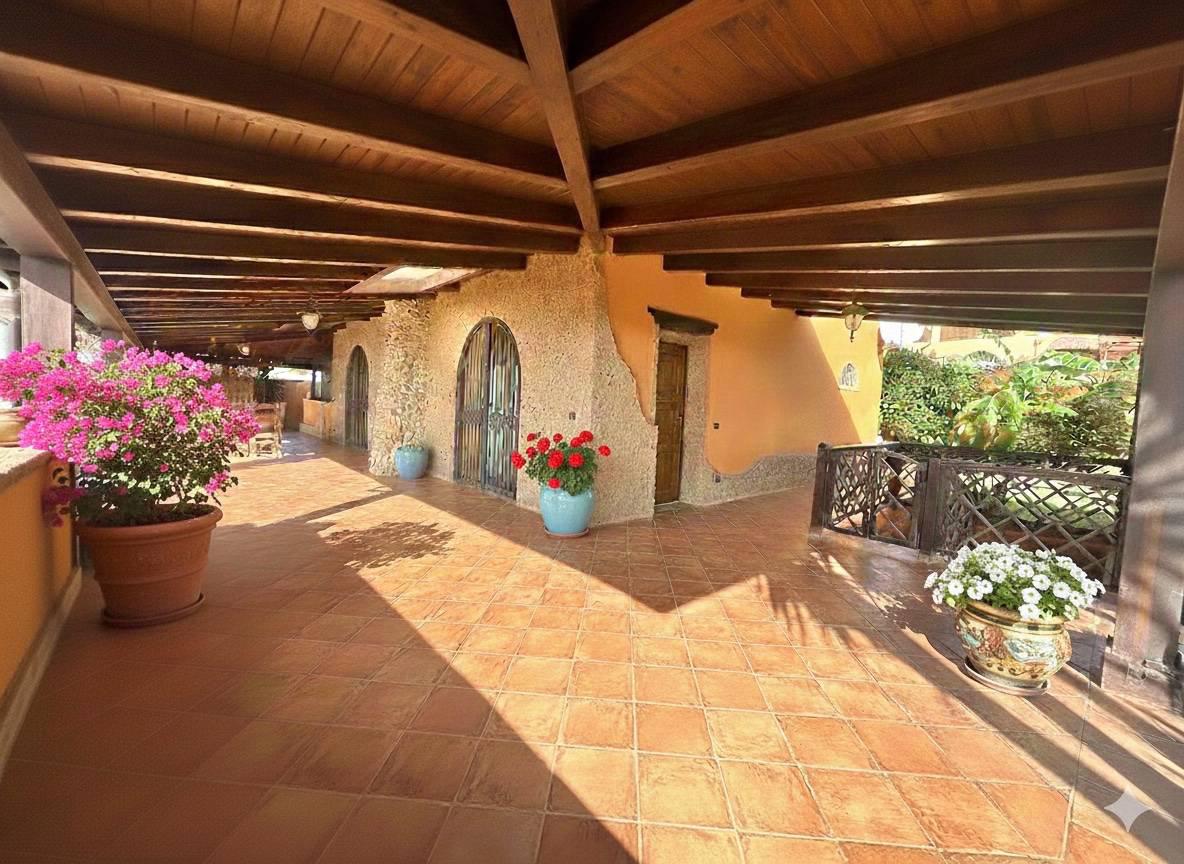 Villa con giardino a Porto Empedocle