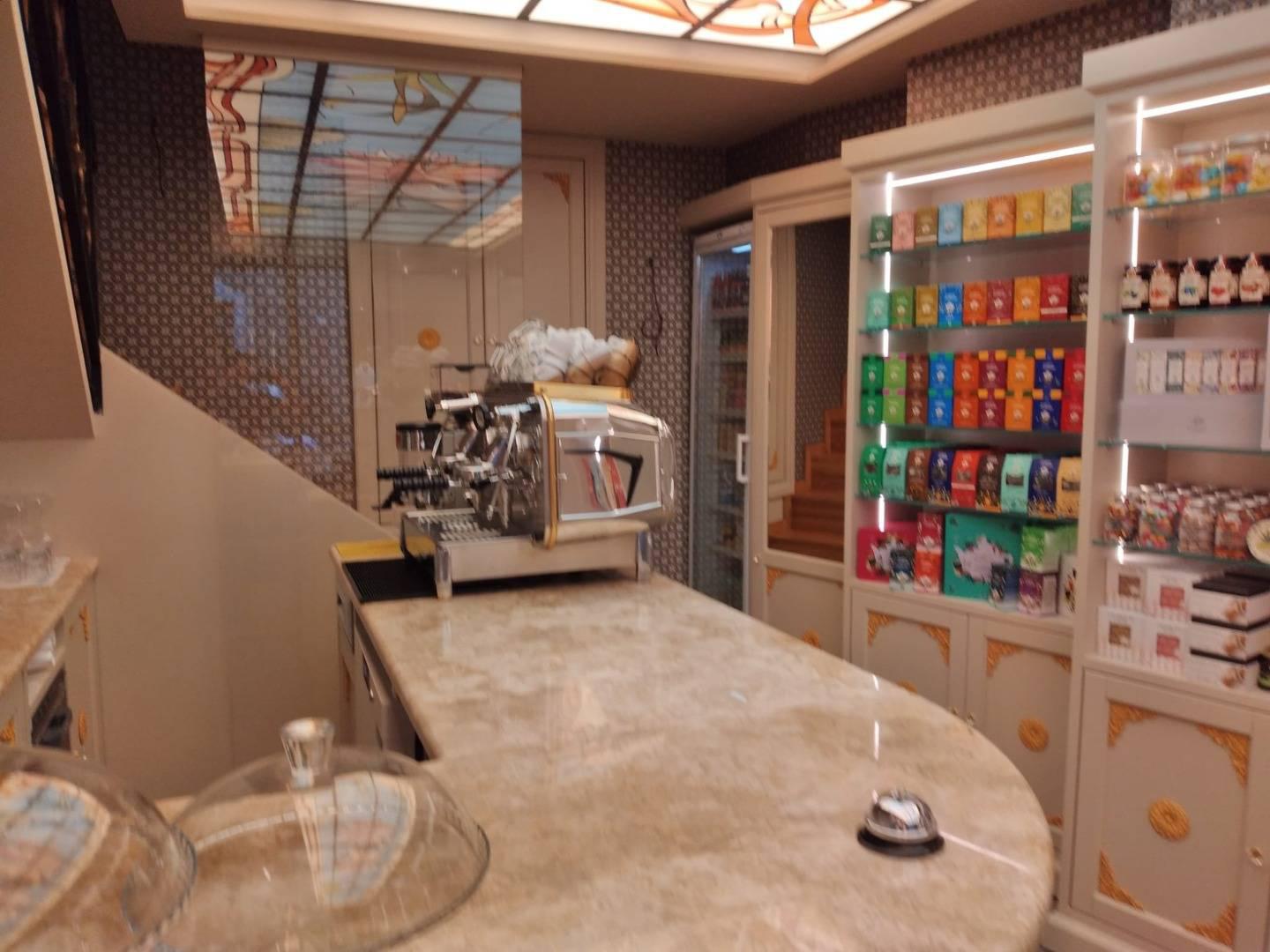 Attivit� commerciale Bar e tabacchi in vendita a Arezzo