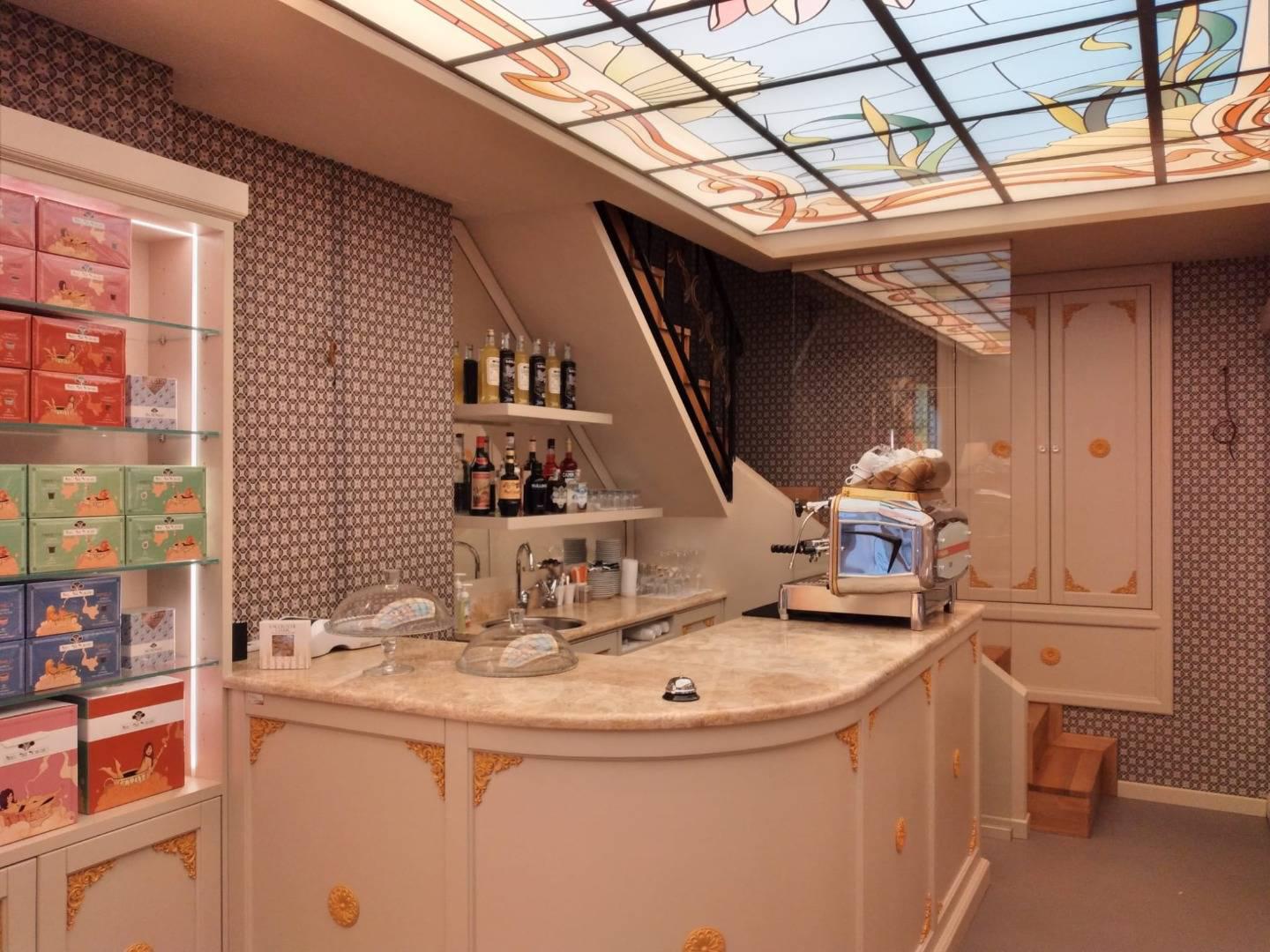 Attivit� commerciale Bar e tabacchi in vendita a Arezzo