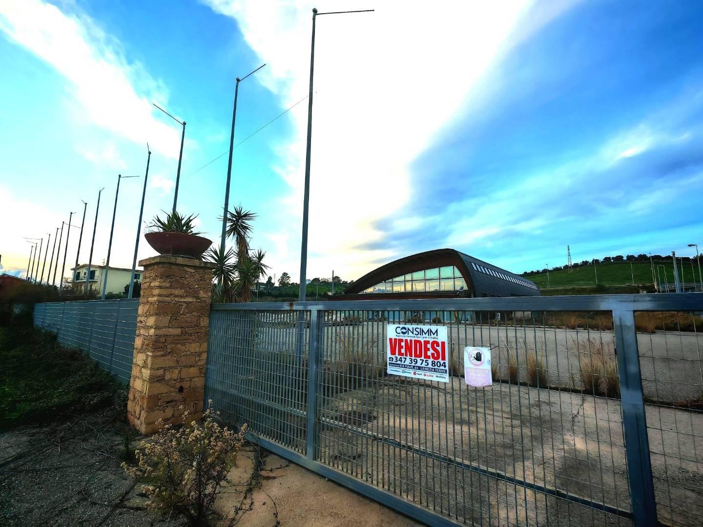 Capannone in vendita a Sersale