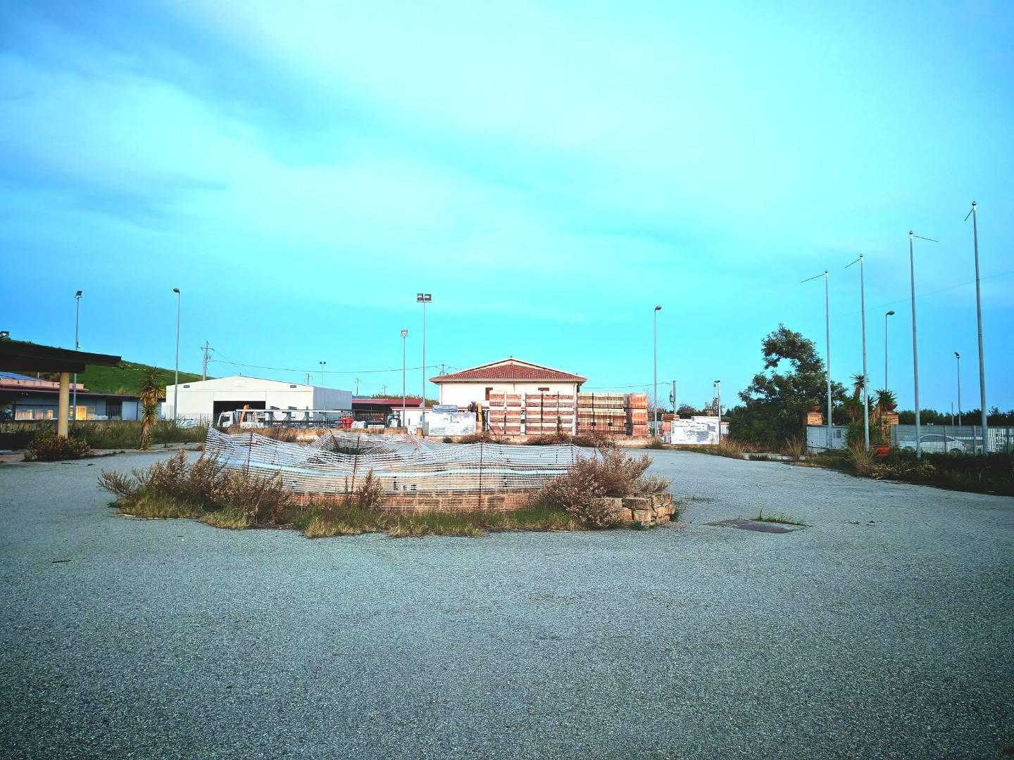 Capannone in vendita a Sersale