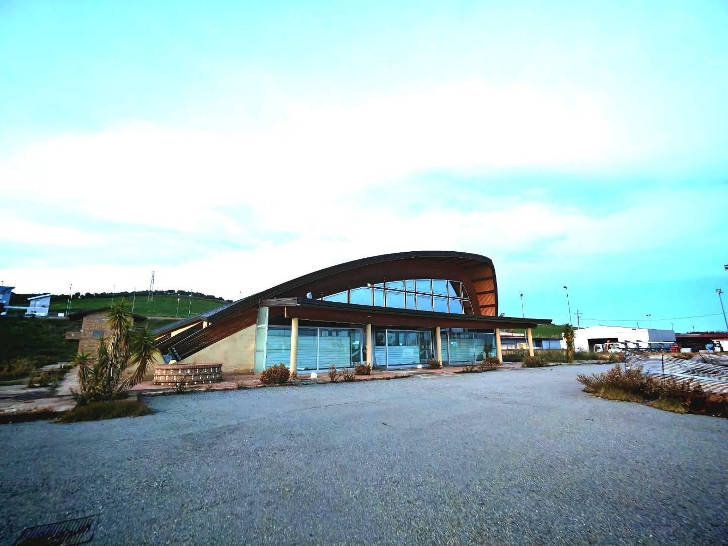 Capannone in vendita a Sersale