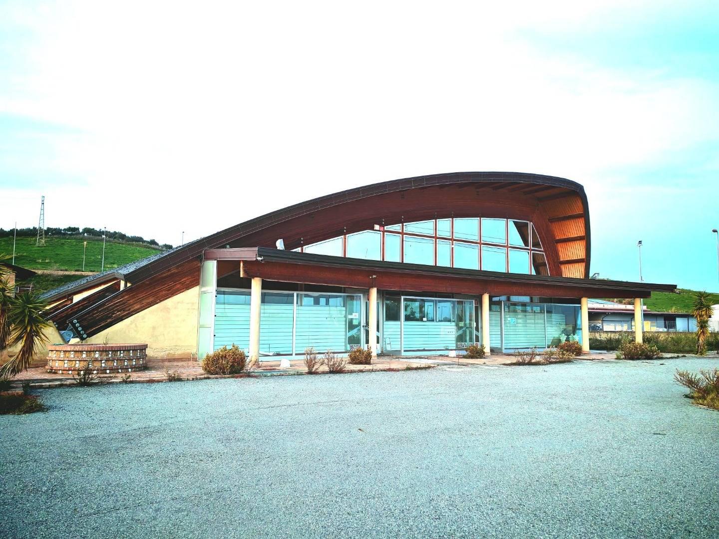 Capannone in vendita a Sersale