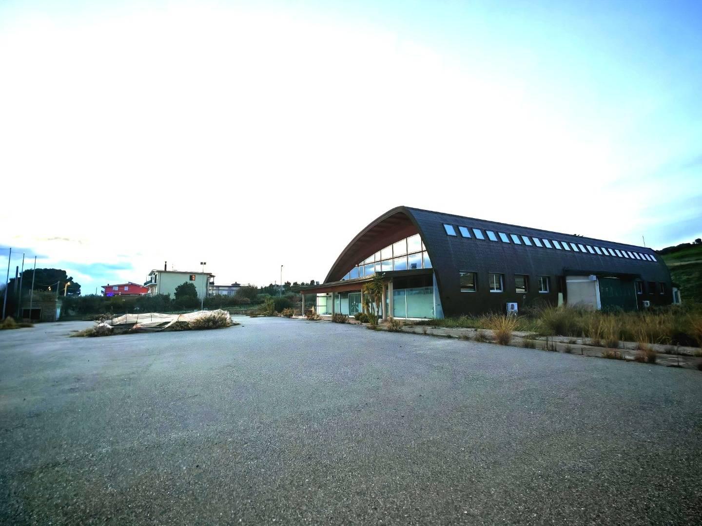 Capannone in vendita a Sersale