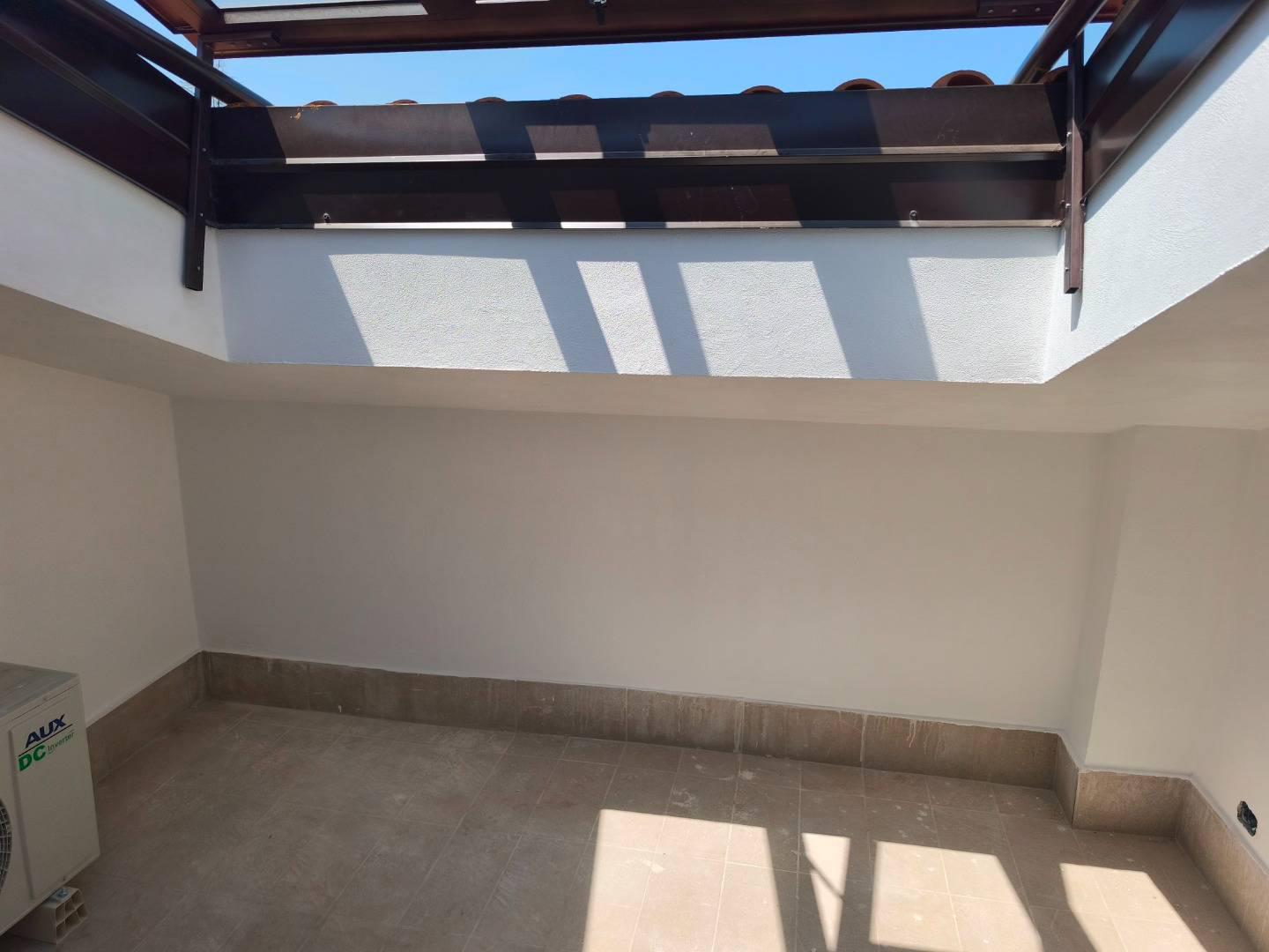 Trilocale con box a Avellino