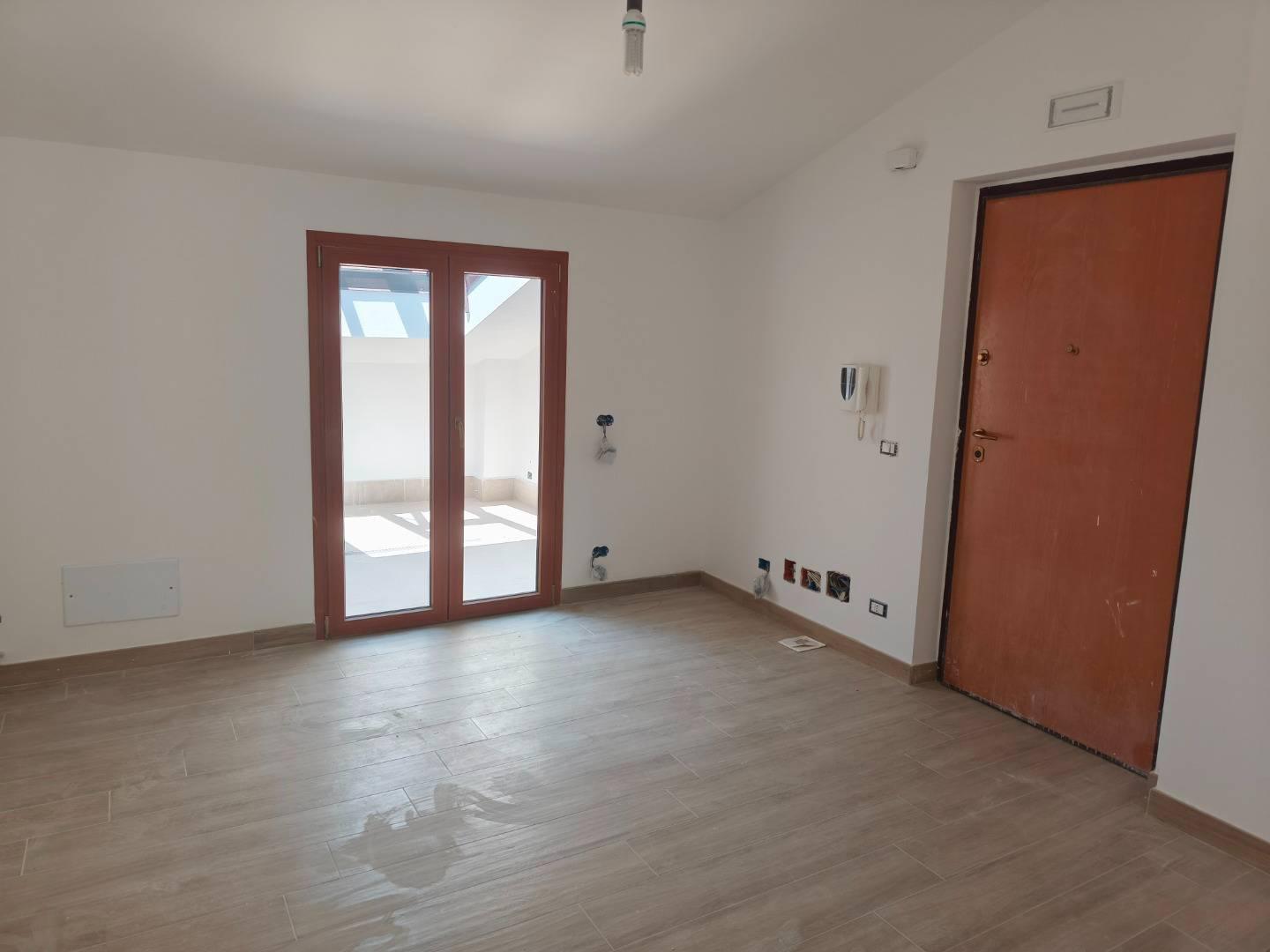 Trilocale con box a Avellino