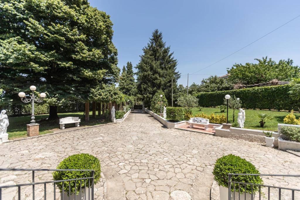 Villa con giardino a Aiello del Sabato