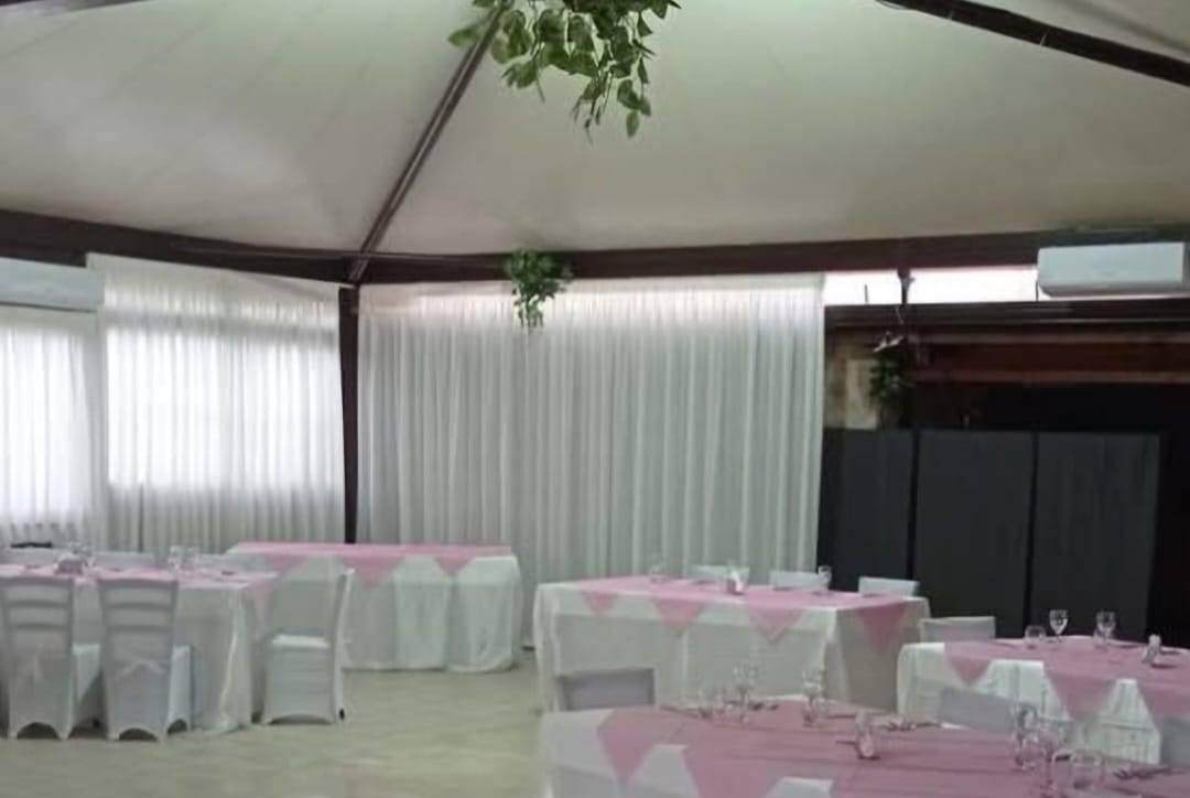 Locale commerciale in vendita a Belmonte Mezzagno