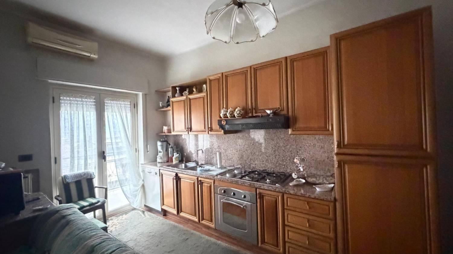 Quadrilocale arredato in affitto a Lamezia Terme