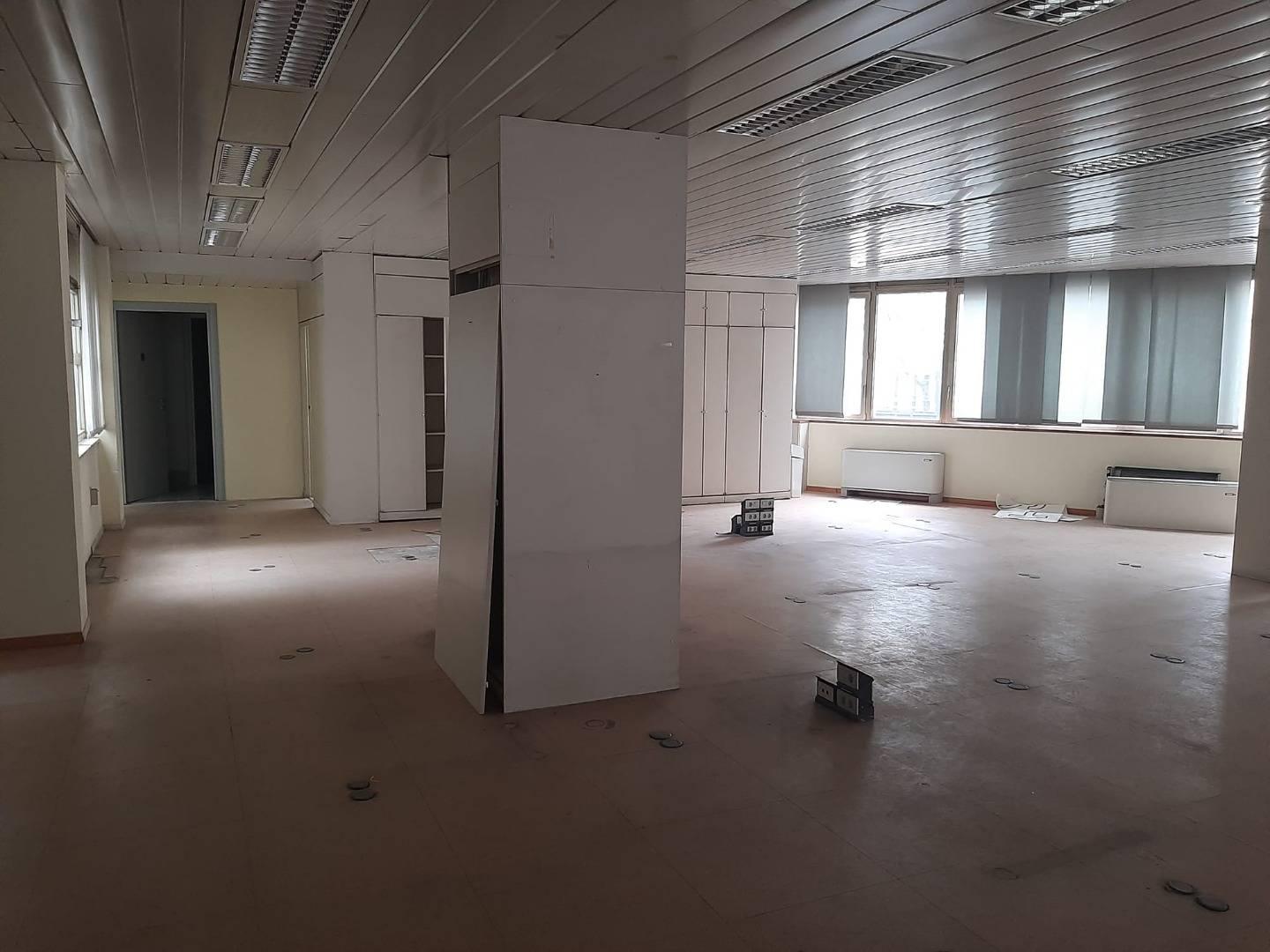 Ufficio da ristrutturare a Prato