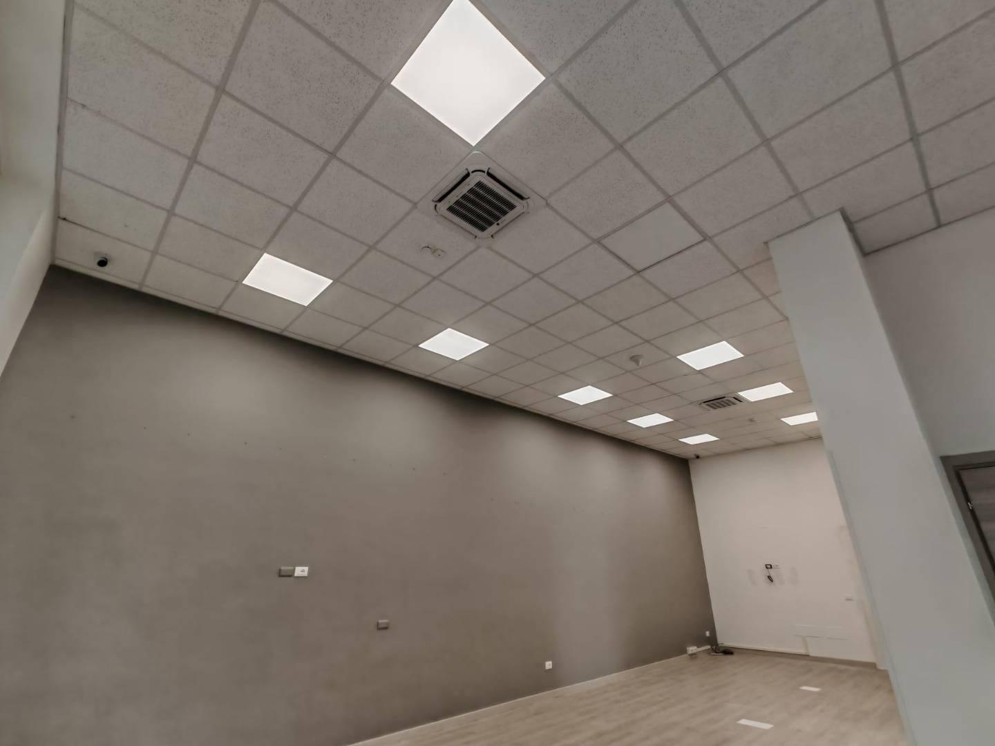 Locale commerciale ristrutturata a Pianopoli