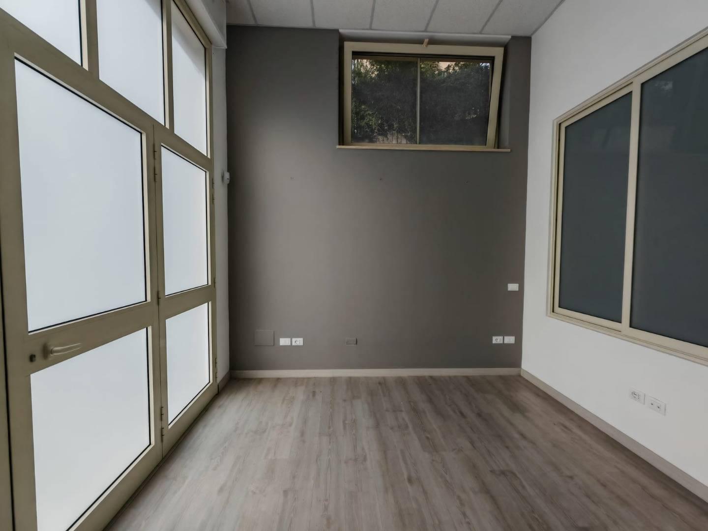 Locale commerciale ristrutturata a Pianopoli