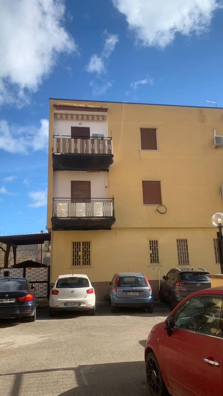 Quadrilocale in vendita a Palermo