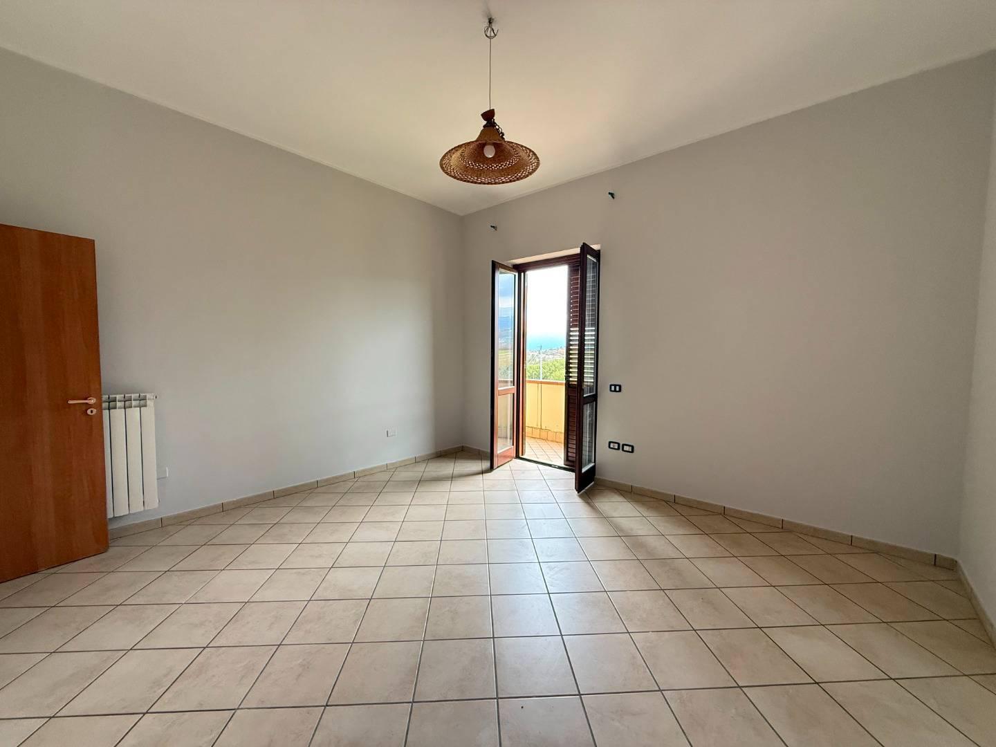 Appartamento in vendita a Albanella