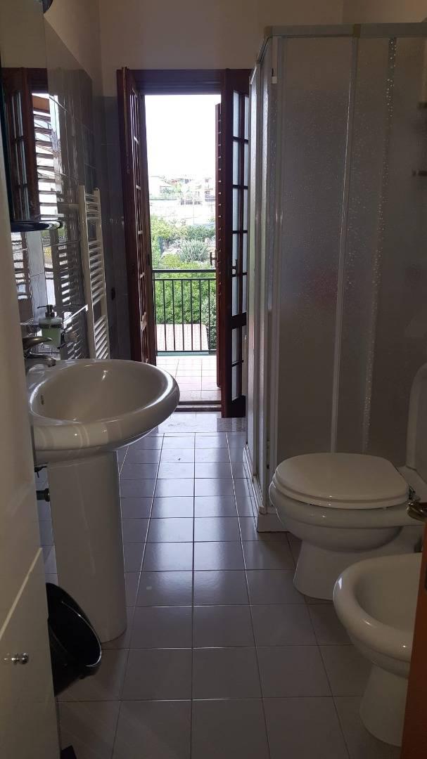 Quadrilocale con box a Acireale