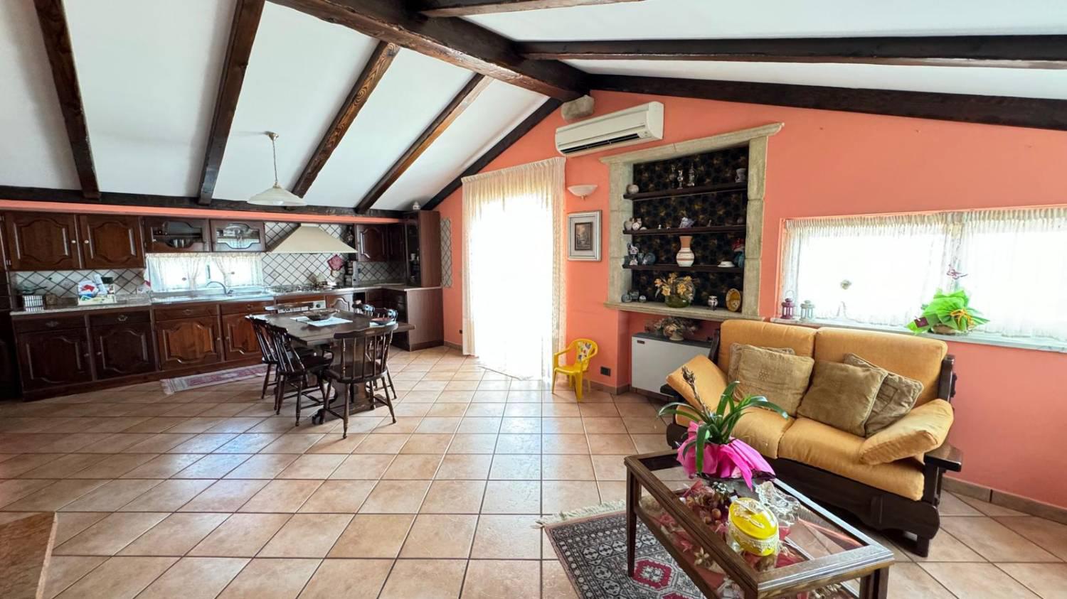 Appartamento in vendita a Pianopoli