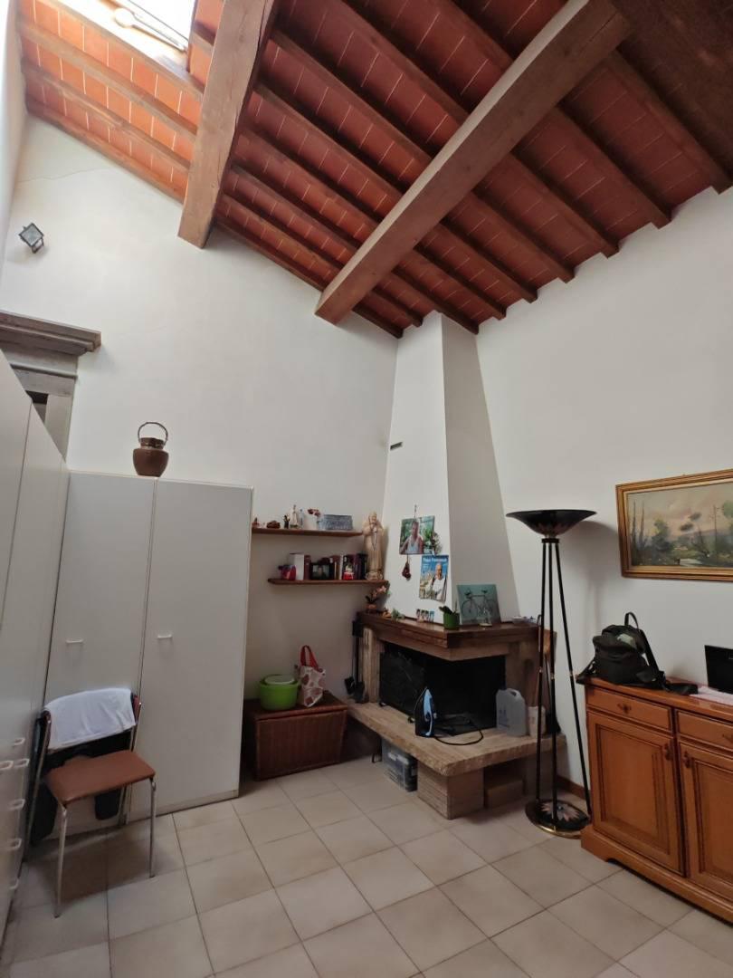 Casa indipendente in vendita a Arezzo