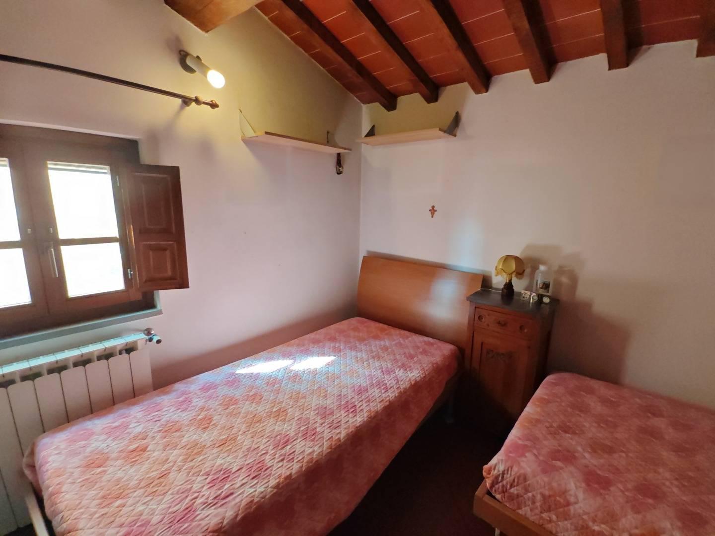 Casa indipendente in vendita a Arezzo
