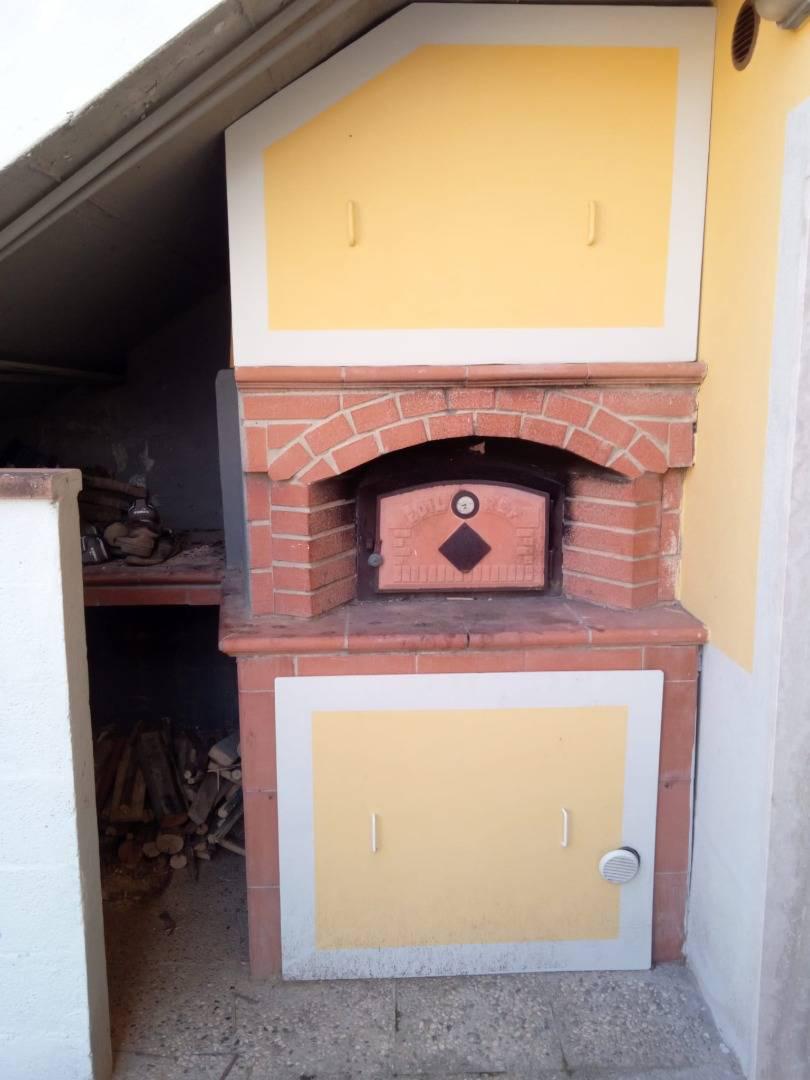 Villa Bifamiliare con giardino a Vaiano