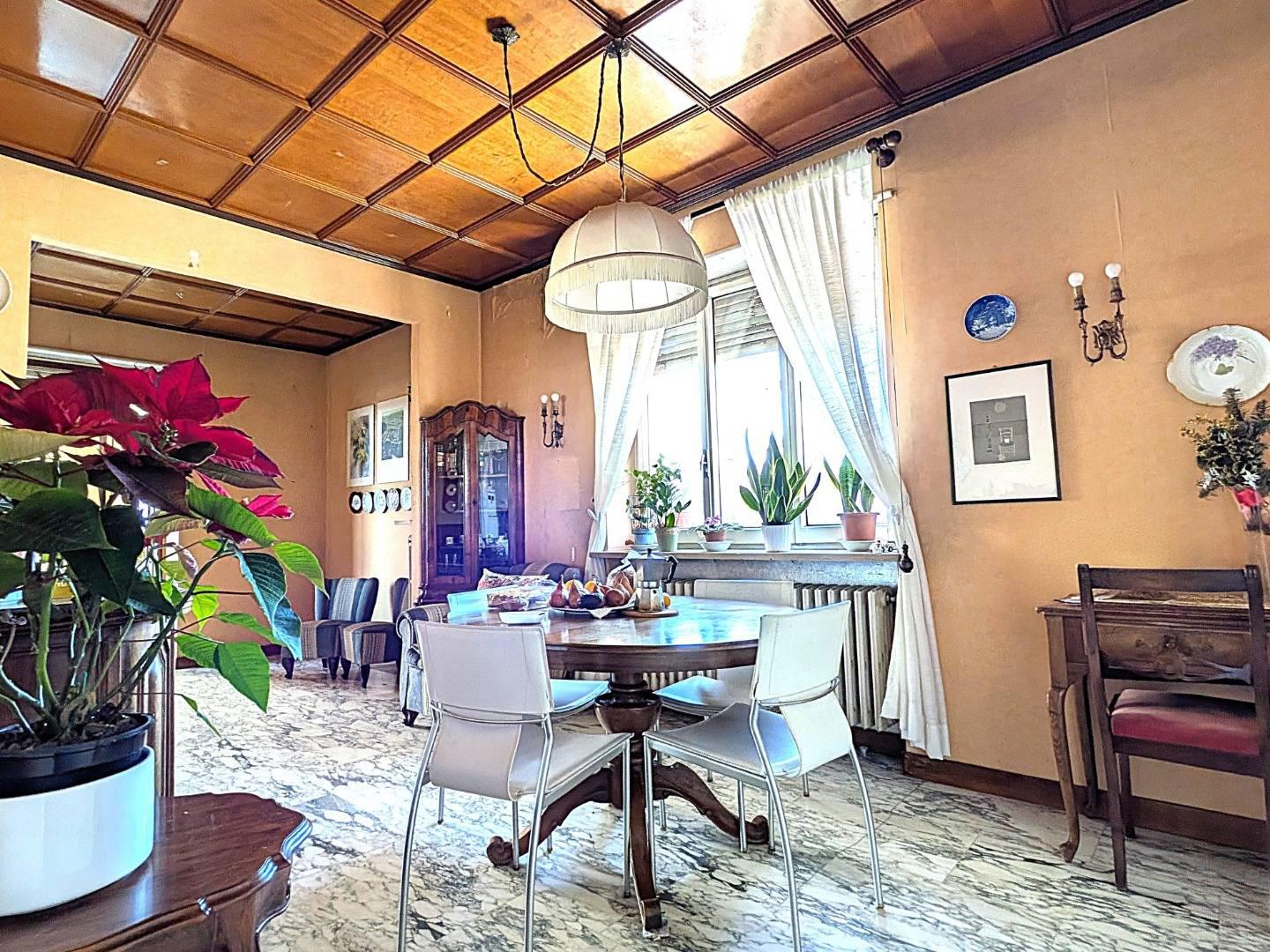 Attico da ristrutturare a Torino