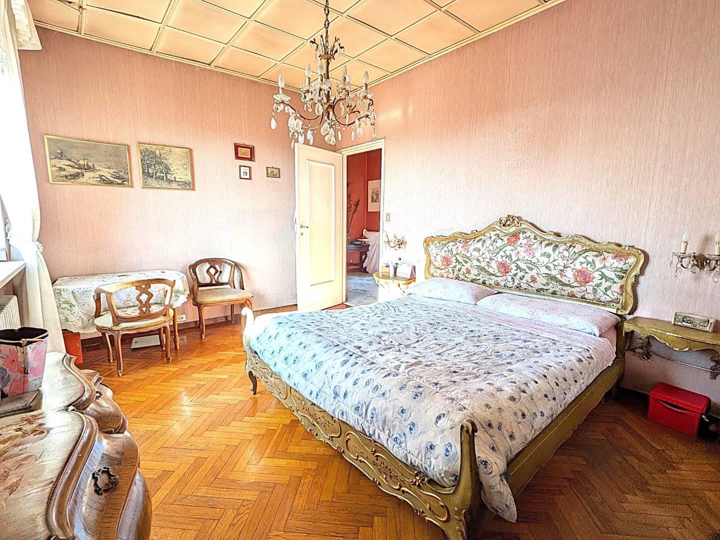 Attico da ristrutturare a Torino