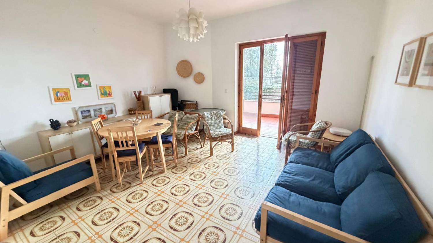 Trilocale vista mare a Falerna