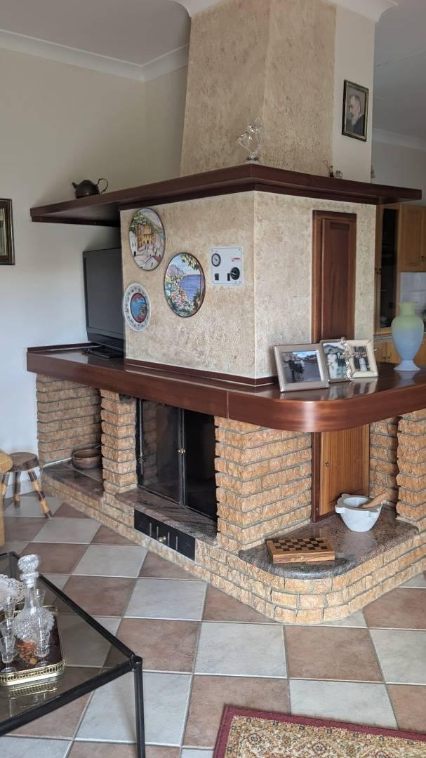 Villa da ristrutturare a Belvedere di Spinello