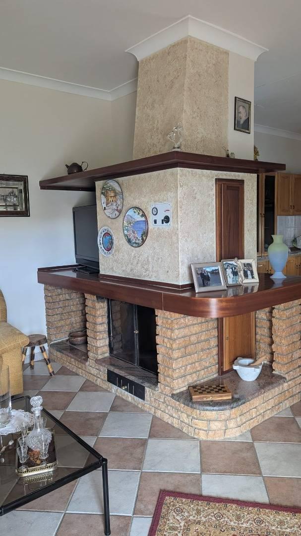 Villa da ristrutturare a Belvedere di Spinello