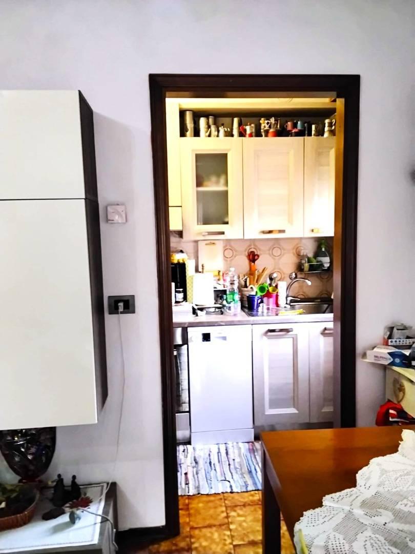 Appartamento in vendita a Vetto