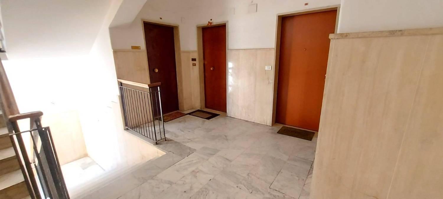 Trilocale vista mare a Torre Annunziata