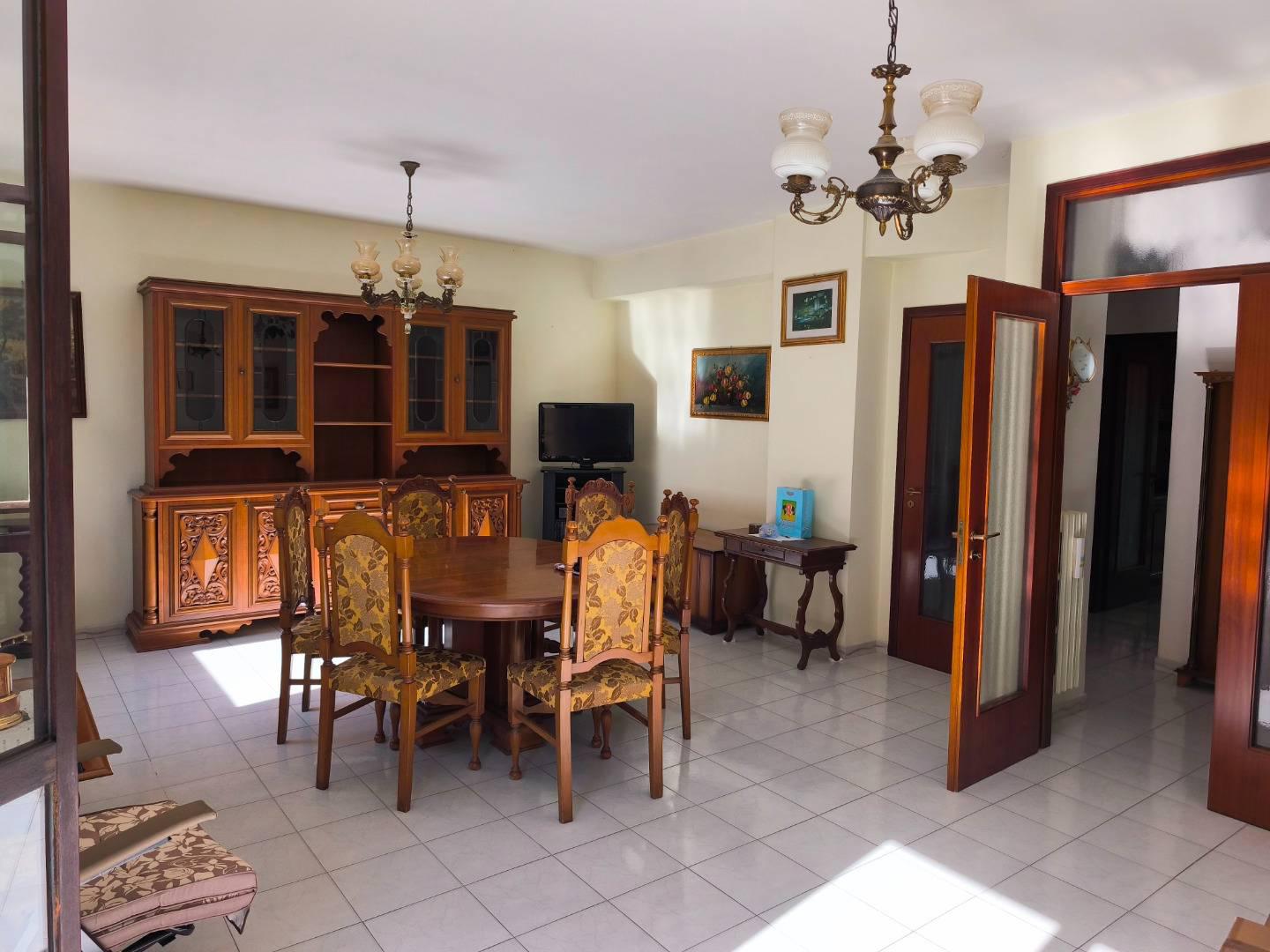 Appartamento con box a Avellino