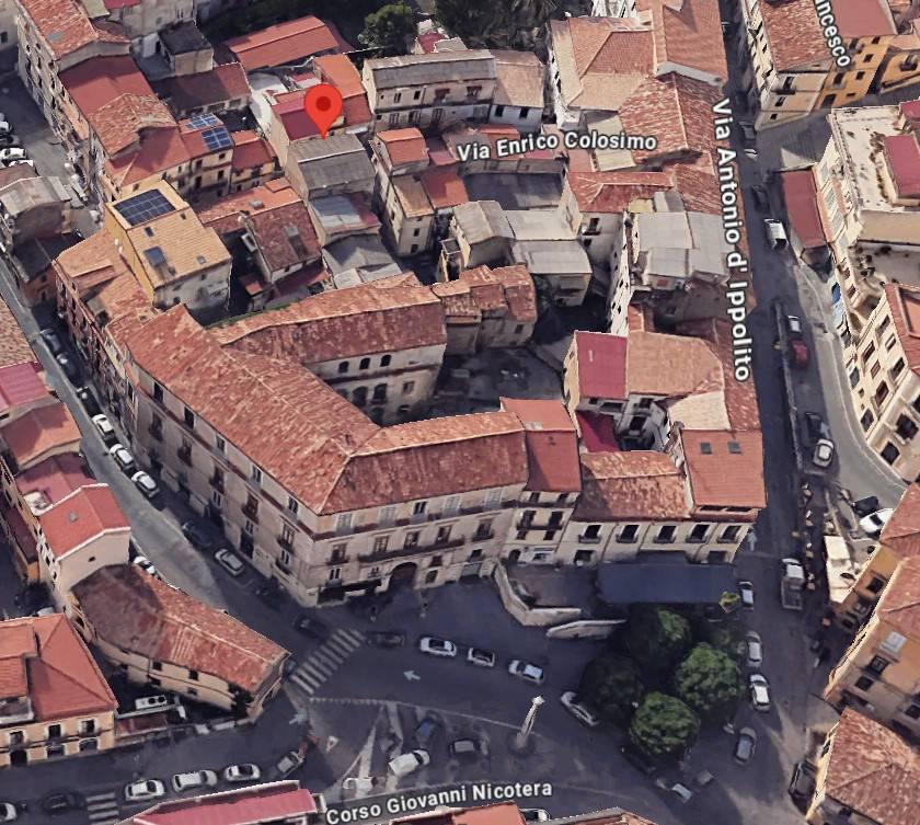 Locale commerciale in affitto a Lamezia Terme