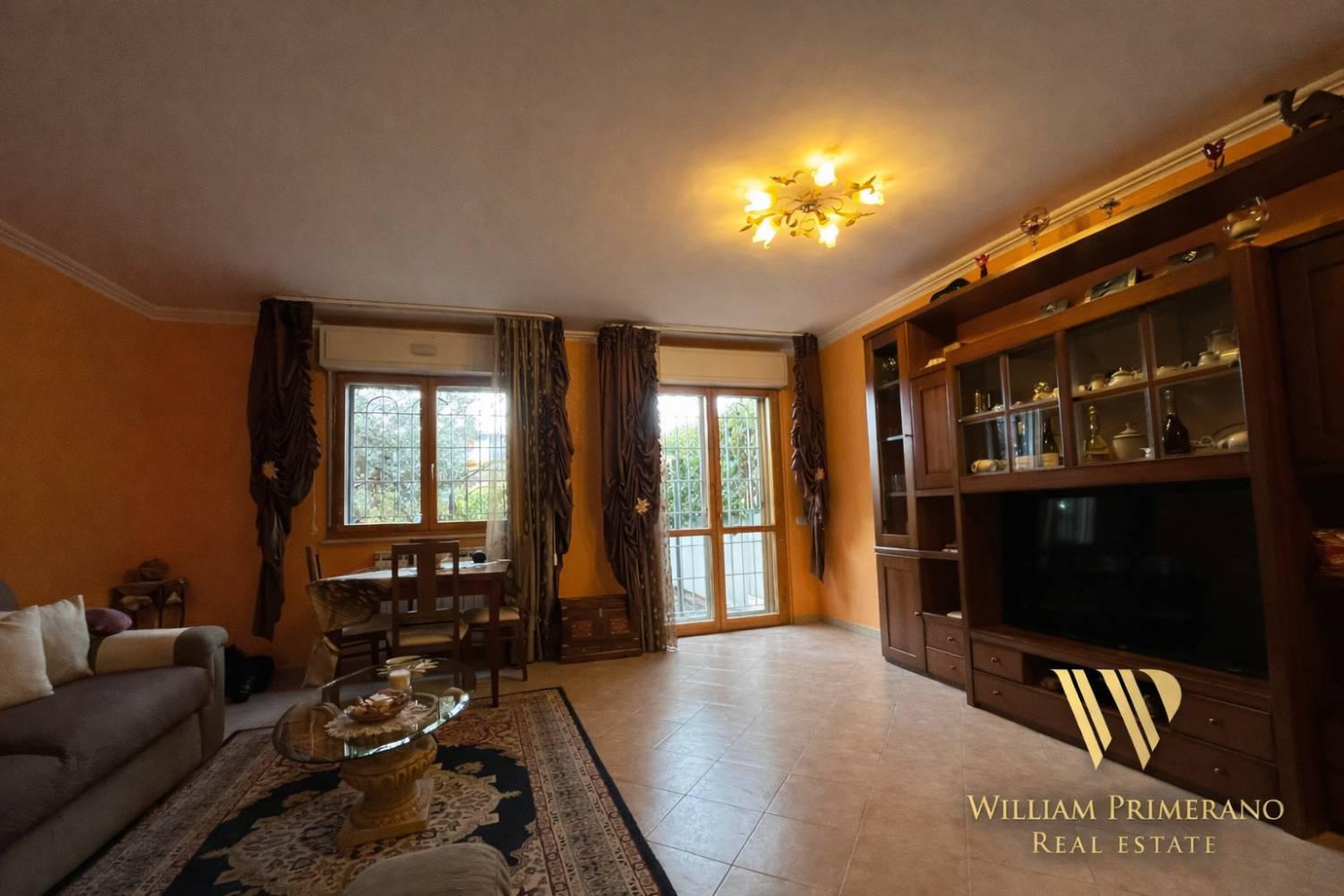 Villa con giardino a Roma