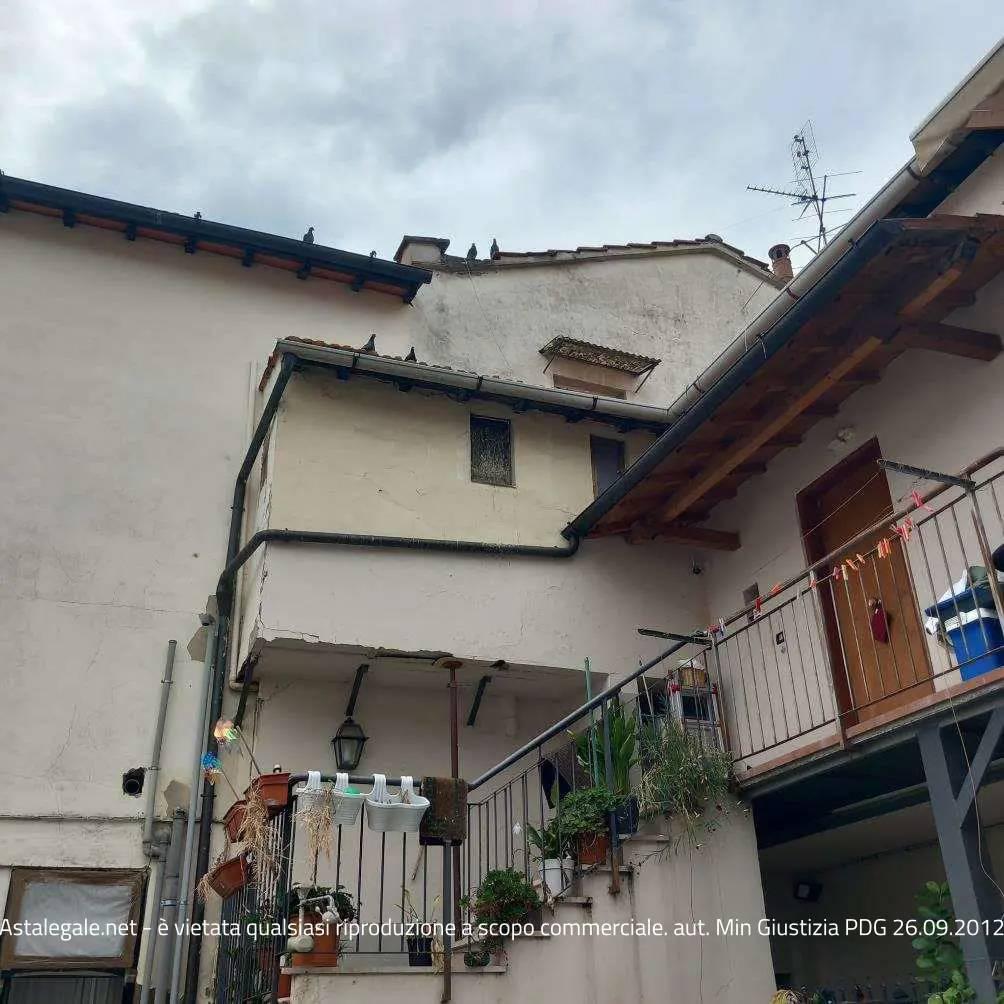 Bilocale da ristrutturare a Prato