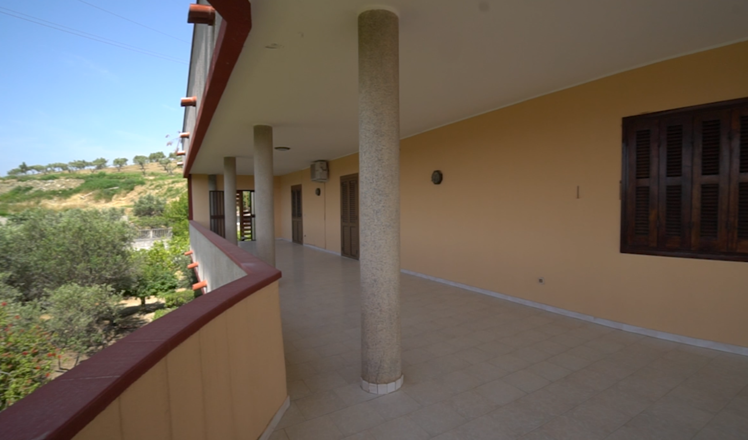 Villa con giardino a Crotone