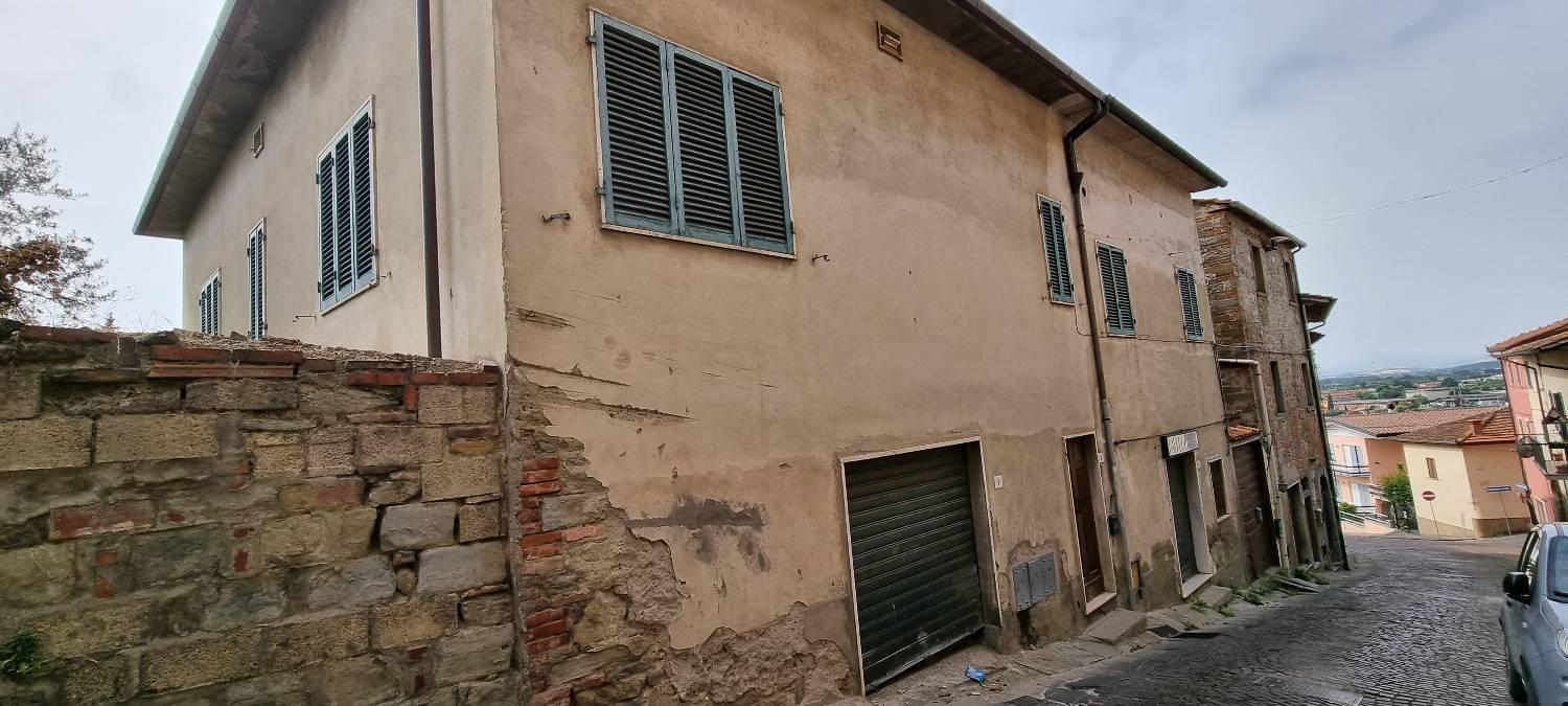Casa indipendente da ristrutturare a Castiglion Fiorentino