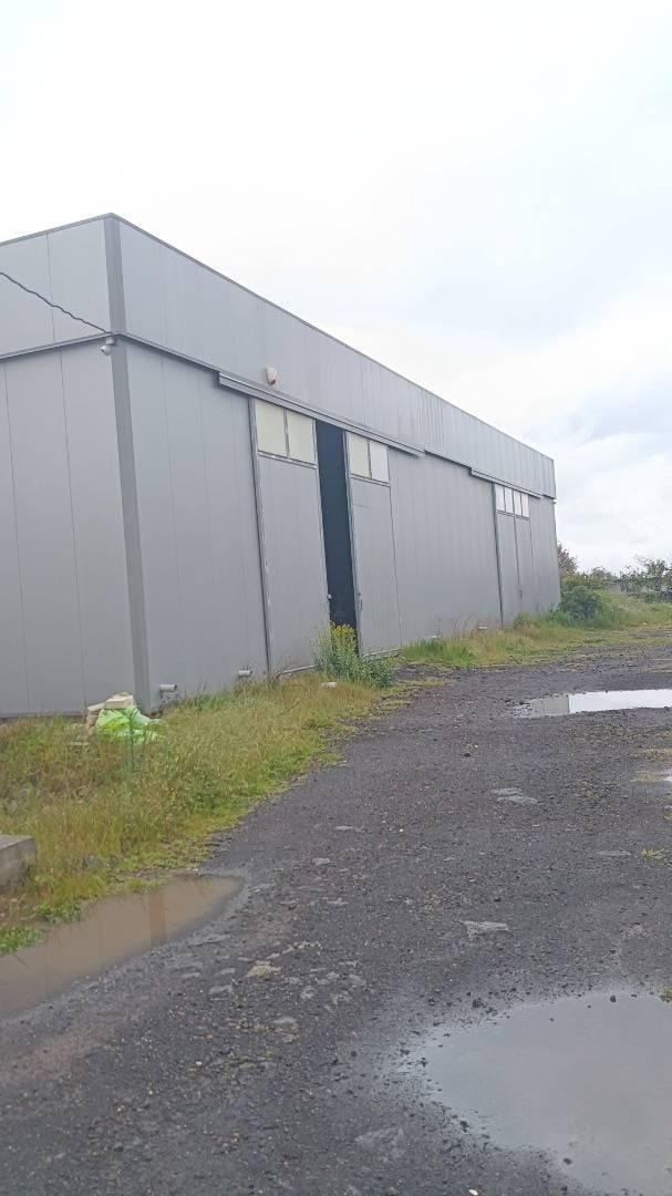 Capannone nuova a Aci Sant'Antonio