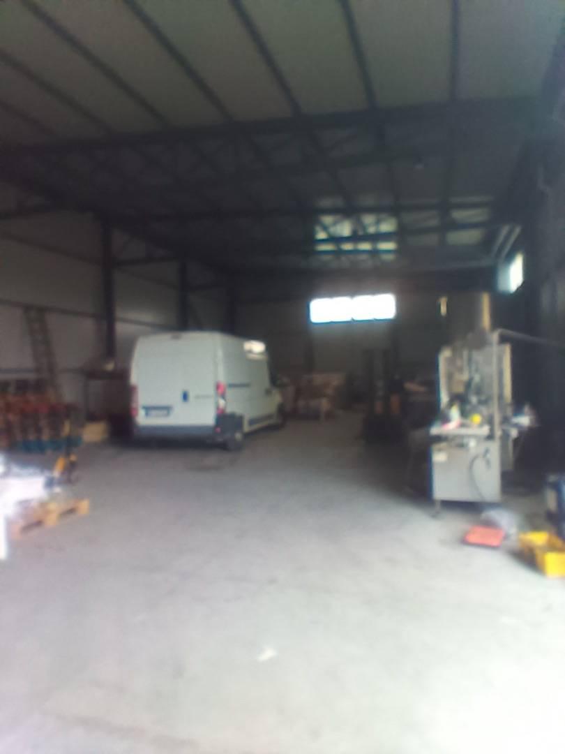 Capannone nuova a Aci Sant'Antonio