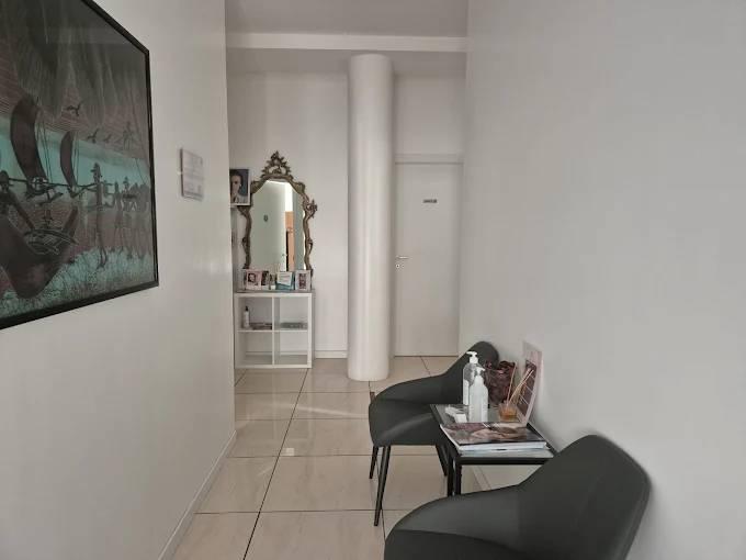 Locale commerciale in affitto a Como