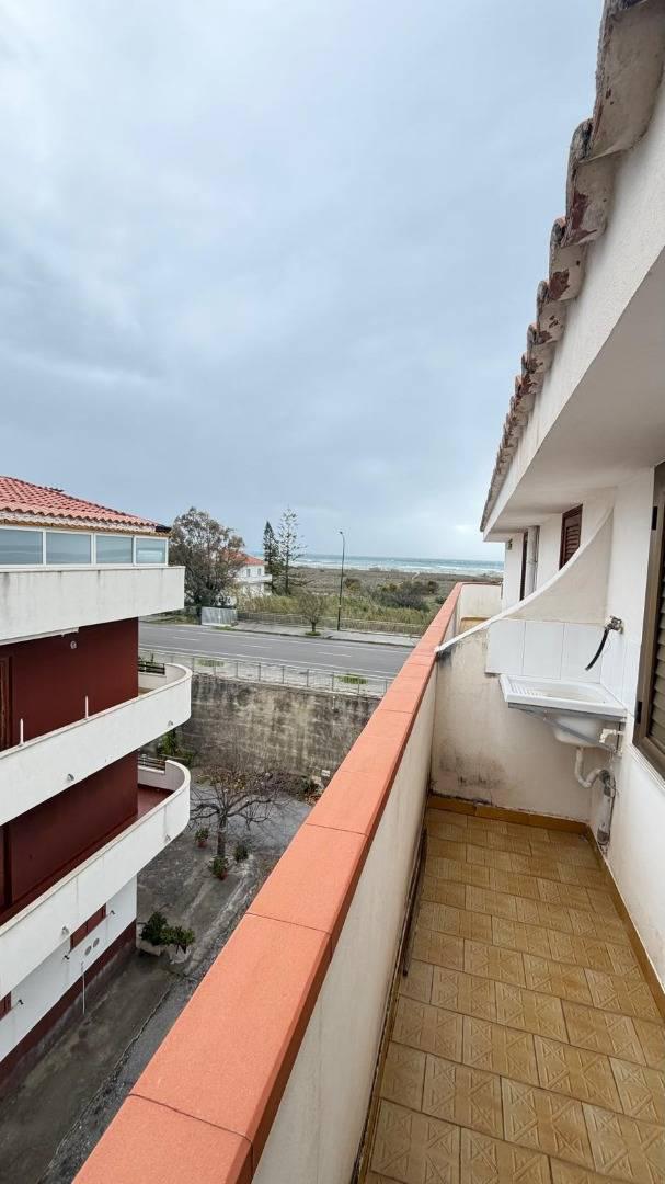 Trilocale vista mare a Falerna