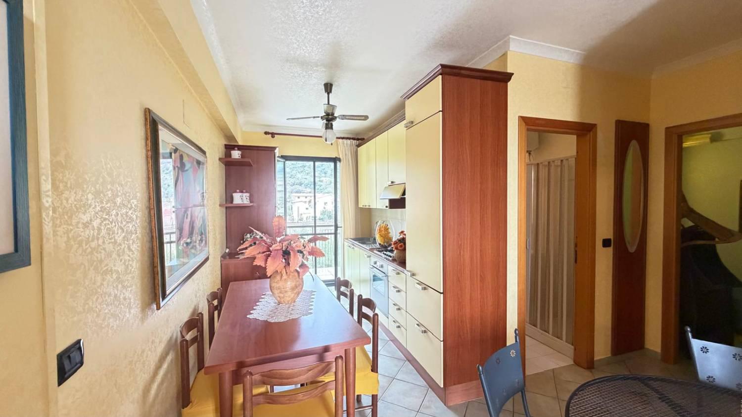 Trilocale in vendita a Falerna