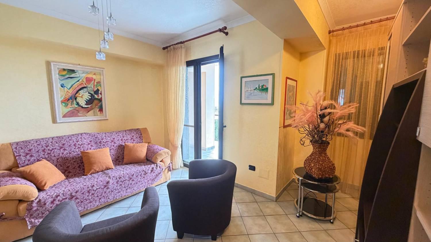 Trilocale in vendita a Falerna