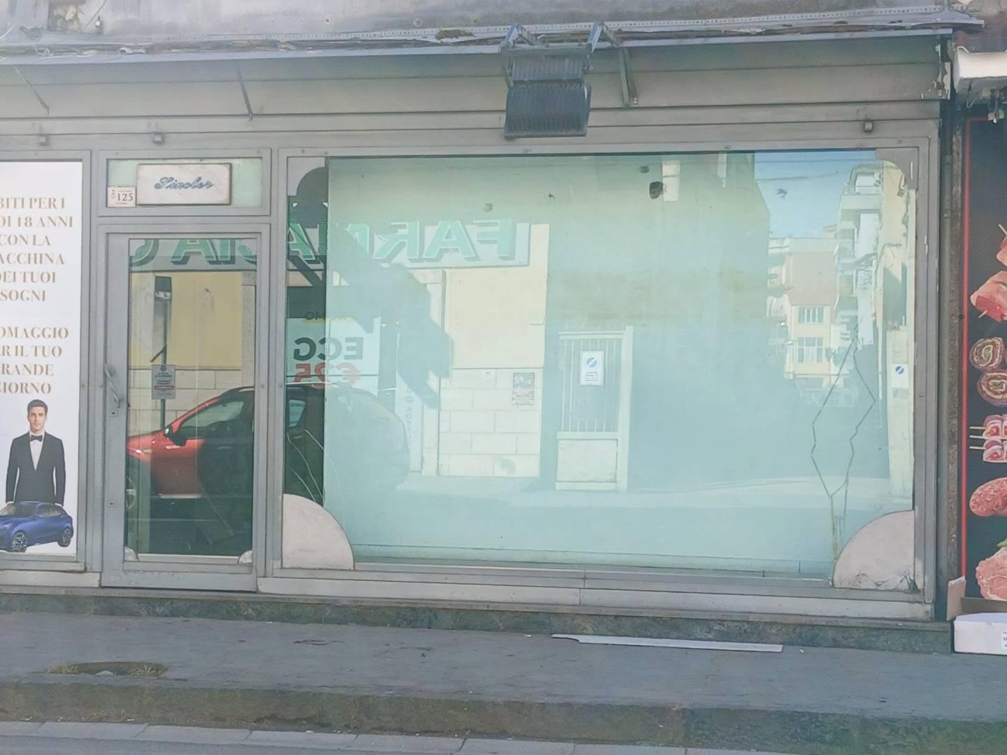 Locale commerciale da ristrutturare a Qualiano