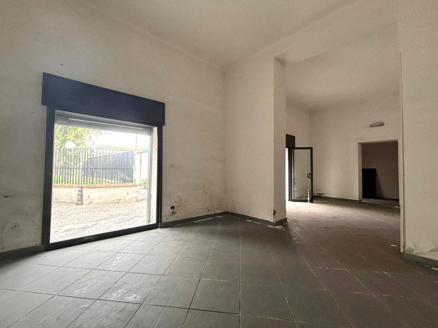 Locale commerciale in vendita a Villaricca